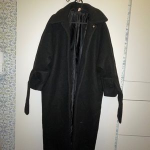 Wool coat model Pinterest vibes